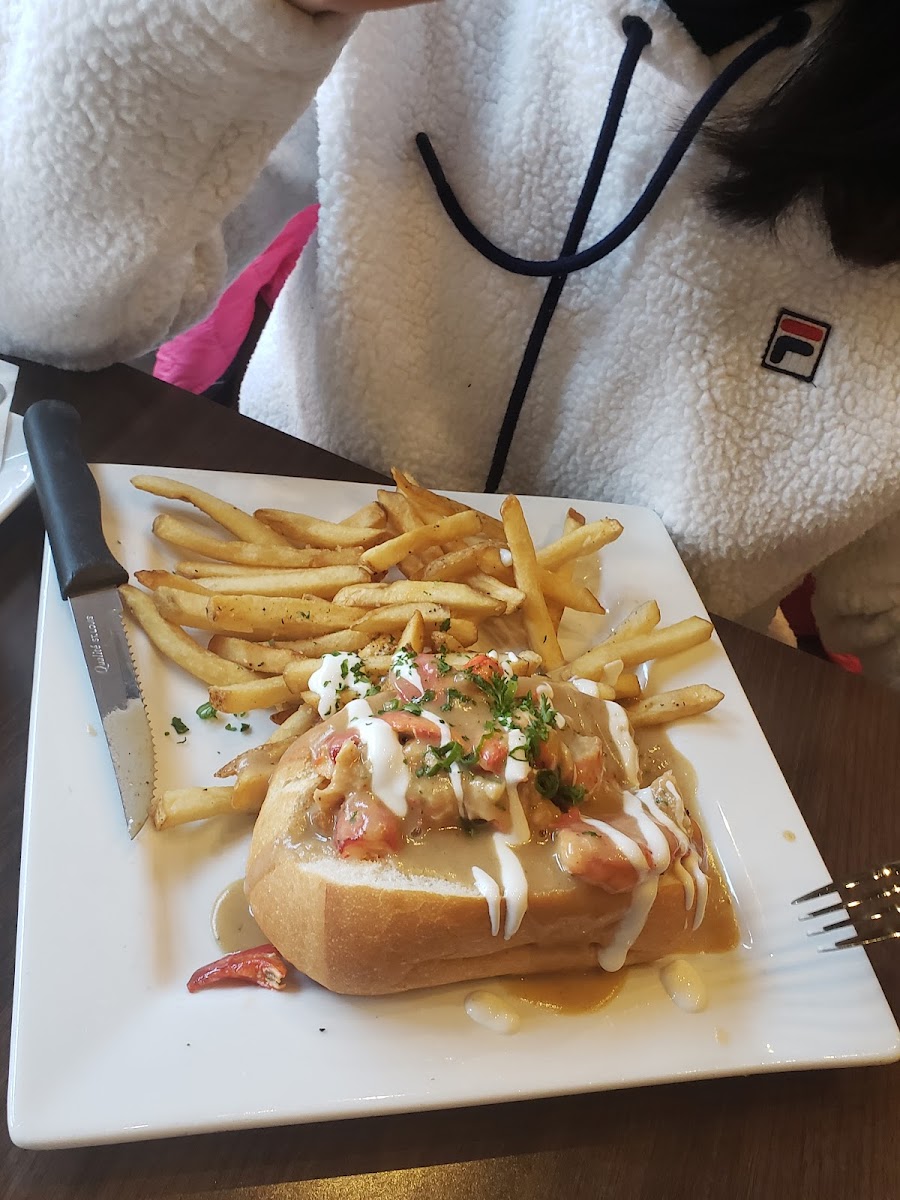 Luke Wholey's Wild Alaskan Grille-6